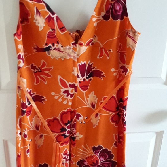 Dress - Picture 3 of 4